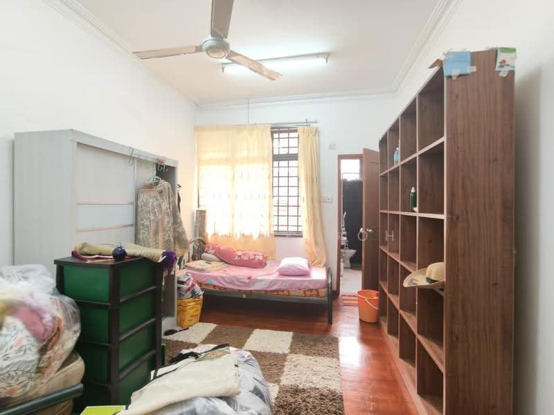 2-storey Terraced House for Sale in Taman Perling (Perling) - Pauline Goh - Bedroom - PropertyGuru.com.my