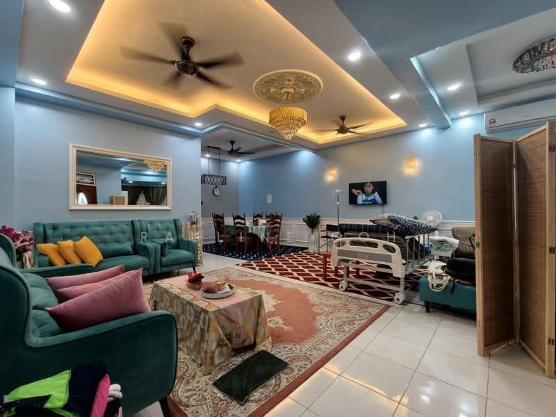 2-storey Terraced House for Sale in Taman Perling (Perling) - Pauline Goh - Living Room - PropertyGuru.com.my