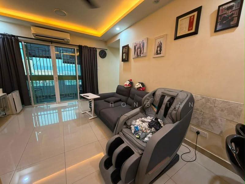 Service Residence for Sale at Saville @ Melawati - Zheng Hong Tan - Living Room - PropertyGuru.com.my