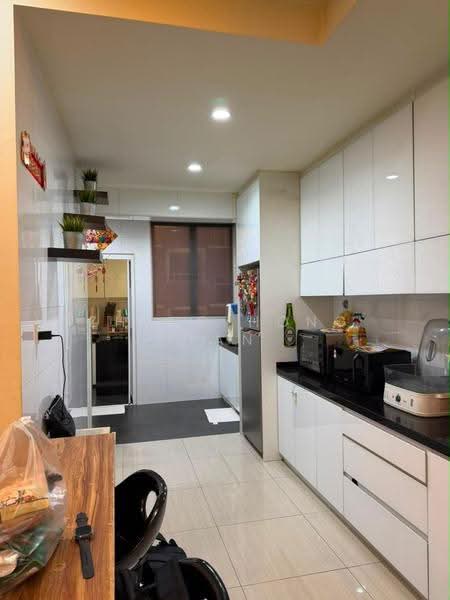 Service Residence for Sale at Saville @ Melawati - Zheng Hong Tan - Kitchen - PropertyGuru.com.my