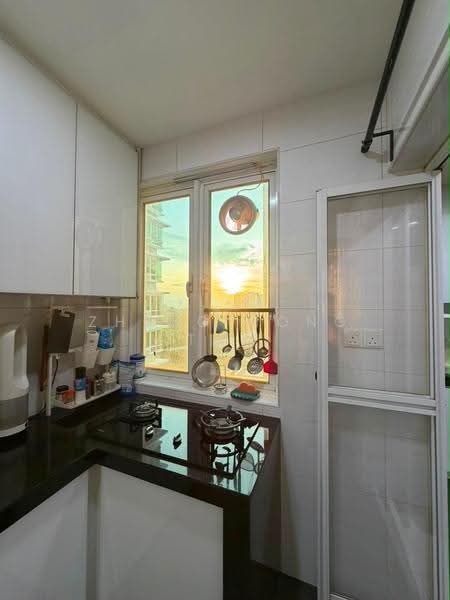 Service Residence for Sale at Saville @ Melawati - Zheng Hong Tan - Kitchen - PropertyGuru.com.my