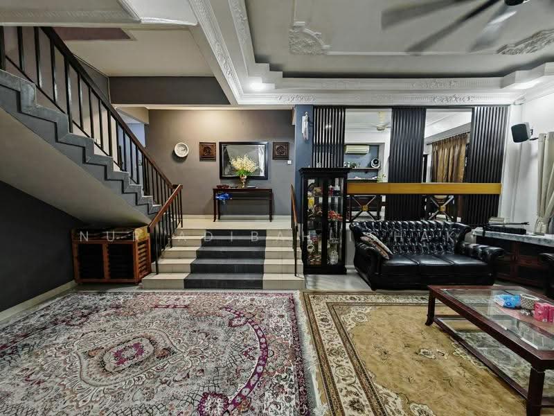 Bungalow House for Sale in Bandar Tun Razak (Cheras) - Nur Adibah Ishak - Living Room - PropertyGuru.com.my