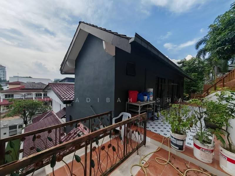 Bungalow House for Sale in Bandar Tun Razak (Cheras) - Nur Adibah Ishak - Exterior - PropertyGuru.com.my