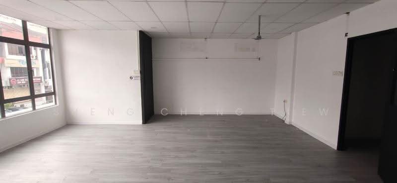 Kedai untuk Disewa di Taman Molek (Johor Bahru) - Sheng Cheng Tiew - Interior - PropertyGuru.com.my