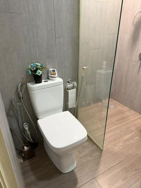 Kediaman Servis untuk Disewa di Geo Bukit Rimau - Keith See - Bathroom - PropertyGuru.com.my