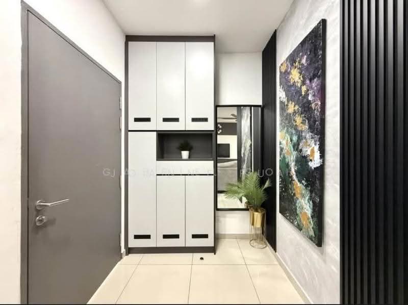2-storey Terraced House for Sale in Setia Utama (Setia Alam) - Joanne Pua - Entrance - PropertyGuru.com.my
