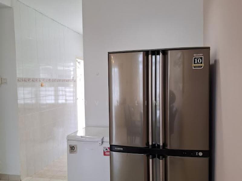 Rumah Teres 3-Tingkat untuk Disewa di Bandar Putra Permai (Seri Kembangan) - Irvin Lim - Kitchen - PropertyGuru.com.my