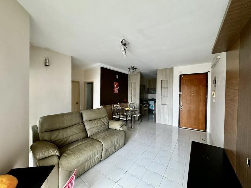 Pangsapuri untuk Disewa di Symphony Park - Lee Xue Chen - Living Room - PropertyGuru.com.my
