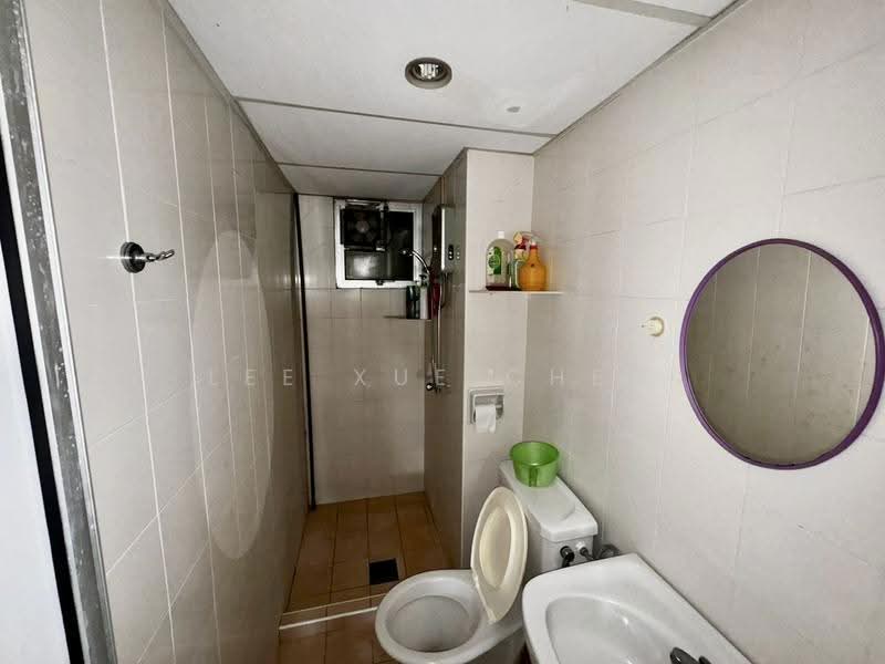 Pangsapuri untuk Disewa di Symphony Park - Lee Xue Chen - Bathroom - PropertyGuru.com.my