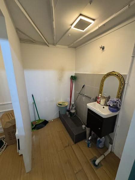 Condominium for Rent at Emira Residence - Justin Tan - Bathroom - PropertyGuru.com.my