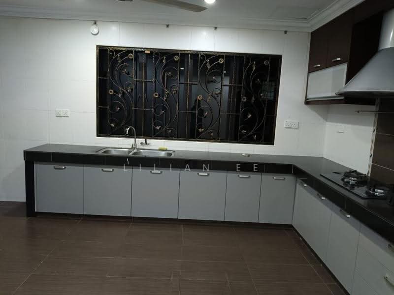 2-storey Terraced House for Rent in Putra Heights (Subang Jaya) - Lilian Ee - Kitchen - PropertyGuru.com.my