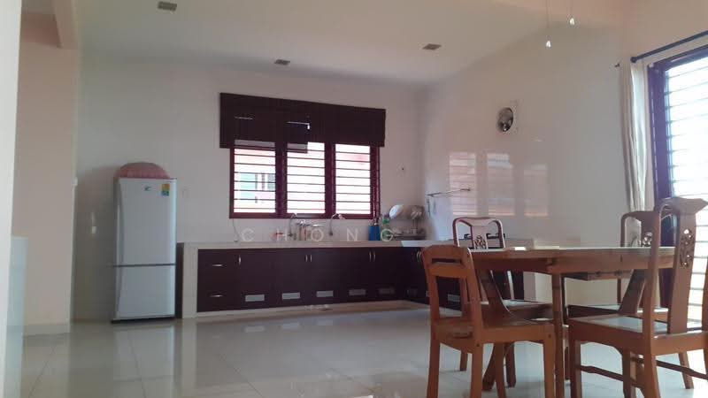 Bungalow House for Sale in Bukit Angkat (Kajang) - Chong . - Kitchen - PropertyGuru.com.my