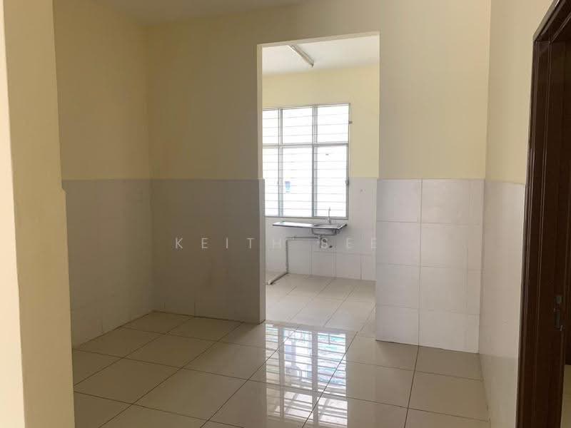 Rumah Teres untuk Disewa di Bandar Puteri Klang (Klang) - Keith See - Kitchen - PropertyGuru.com.my