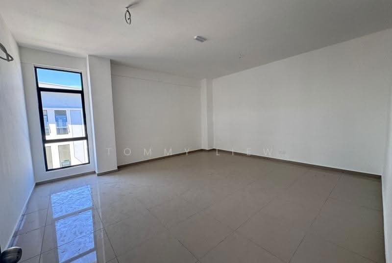 Factory for Rent in NCT Smart Industrial Park (Sepang) - Tommy Liew - Interior - PropertyGuru.com.my