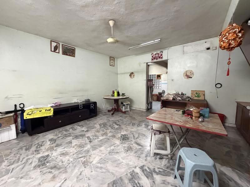 2-storey Terraced House for Sale in Pandan Indah (Selangor) - Bryan Ng - Living Room - PropertyGuru.com.my