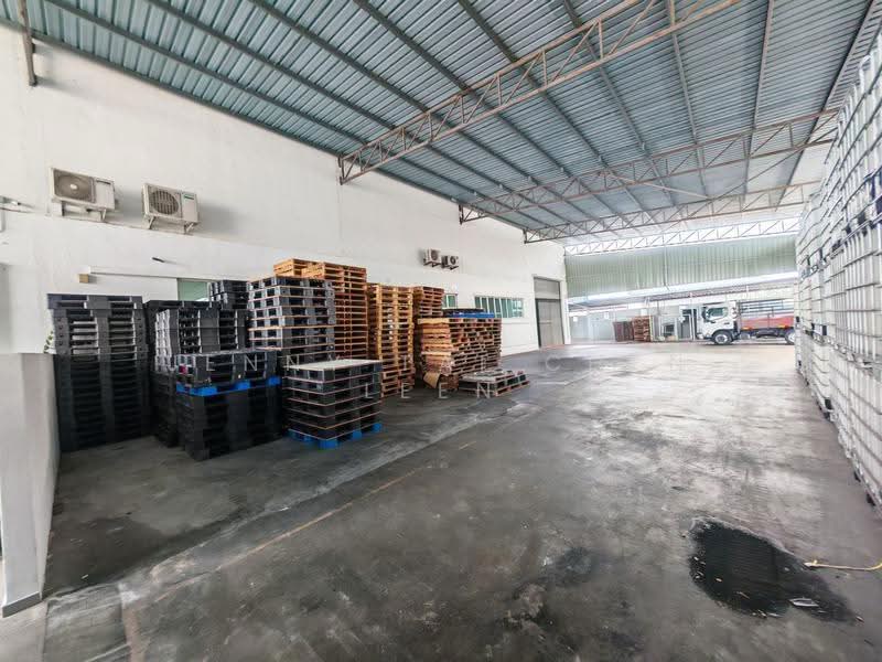 Factory for Sale in Durian Tunggal (Melaka) - Jenny Tai Chen Leen - Interior - PropertyGuru.com.my