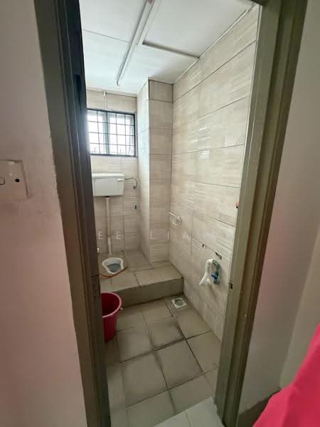 Shop / Office for Rent in Taman Maluri (Cheras) - Ee Liaw - Bathroom - PropertyGuru.com.my