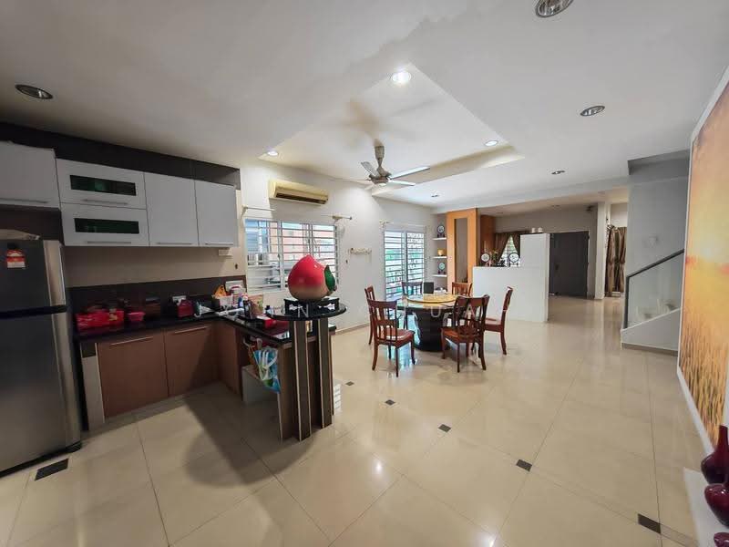Semi-Detached House for Sale in Taman Pulai Mutiara (Simpang Pulai) - John Chuah - Kitchen - PropertyGuru.com.my