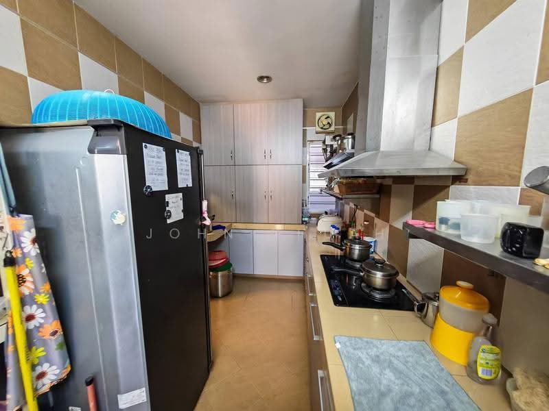 Semi-Detached House for Sale in Taman Pulai Mutiara (Simpang Pulai) - John Chuah - Kitchen - PropertyGuru.com.my