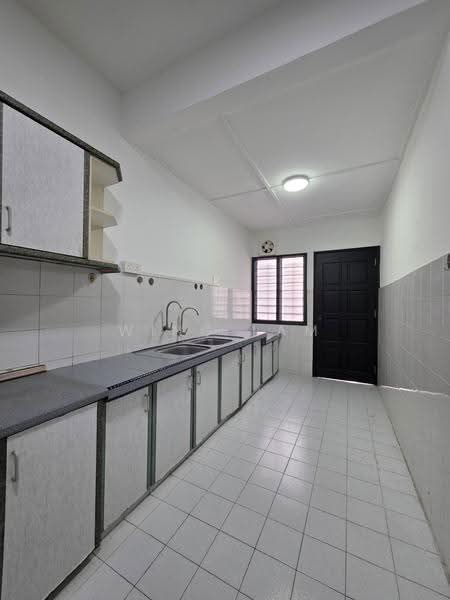 1.5-storey Terraced House for Sale in Bandar Baru Sri Petaling (Sri Petaling) - Wing Lam - PropertyGuru.com.my