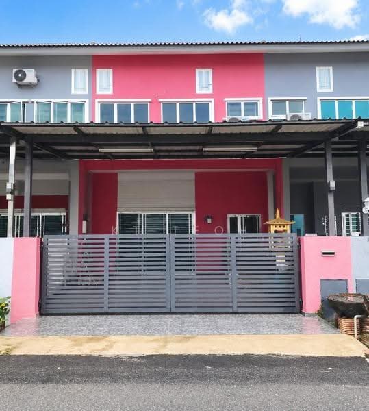 2-storey Terraced House for Sale in Pantai Remis (Perak) - KT Teoh - Exterior - PropertyGuru.com.my