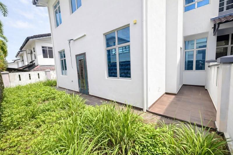 Semi-Detached House for Sale in Saujana Villa (Kajang) - Amzar Faiz - PropertyGuru.com.my