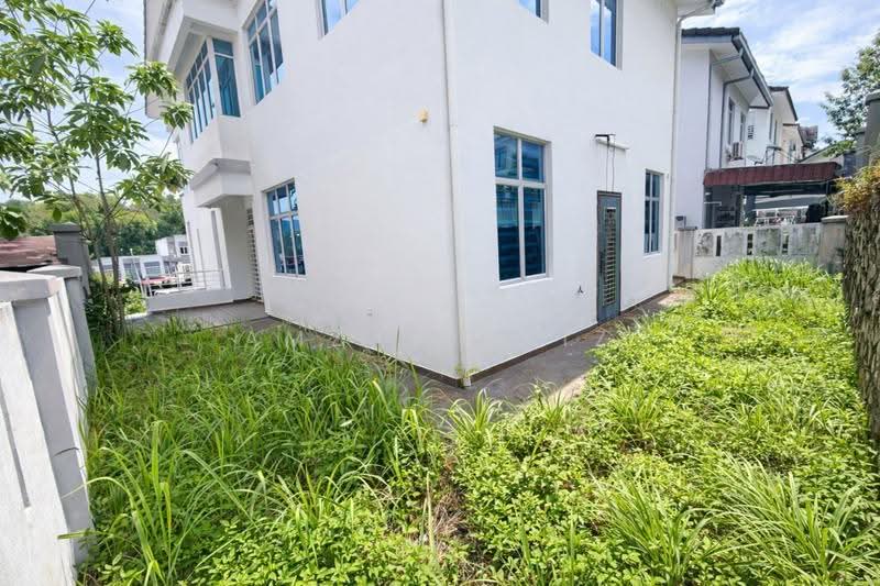 Semi-Detached House for Sale in Saujana Villa (Kajang) - Amzar Faiz - PropertyGuru.com.my