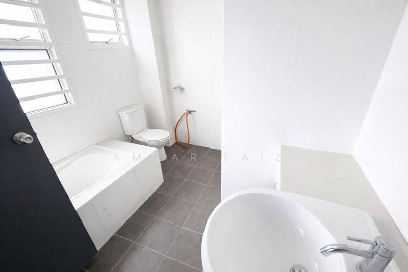 Semi-Detached House for Sale in Saujana Villa (Kajang) - Amzar Faiz - PropertyGuru.com.my