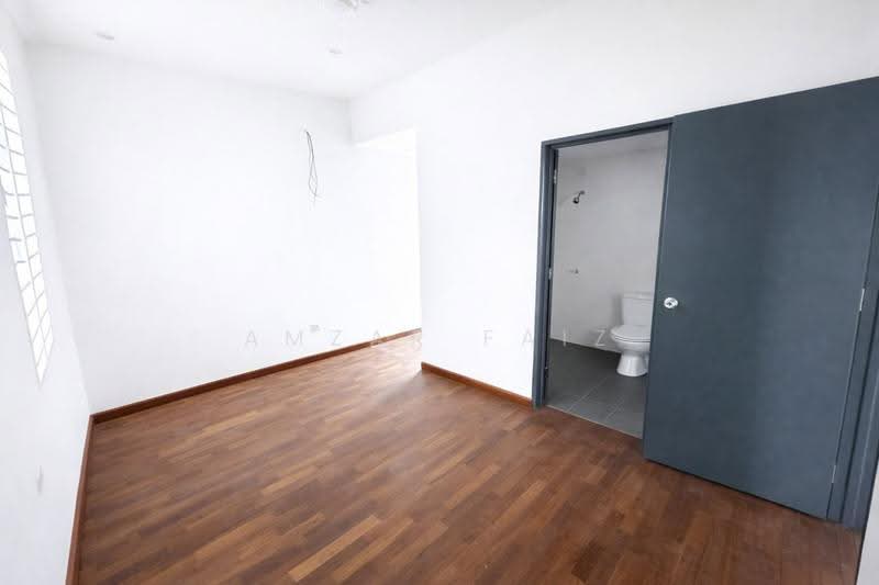 Semi-Detached House for Sale in Saujana Villa (Kajang) - Amzar Faiz - PropertyGuru.com.my