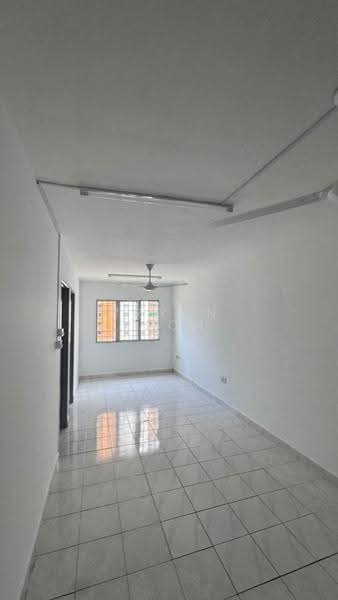 Flat for Sale at Flora Damansara Flat - Bryan Yeoh - Living Room - PropertyGuru.com.my