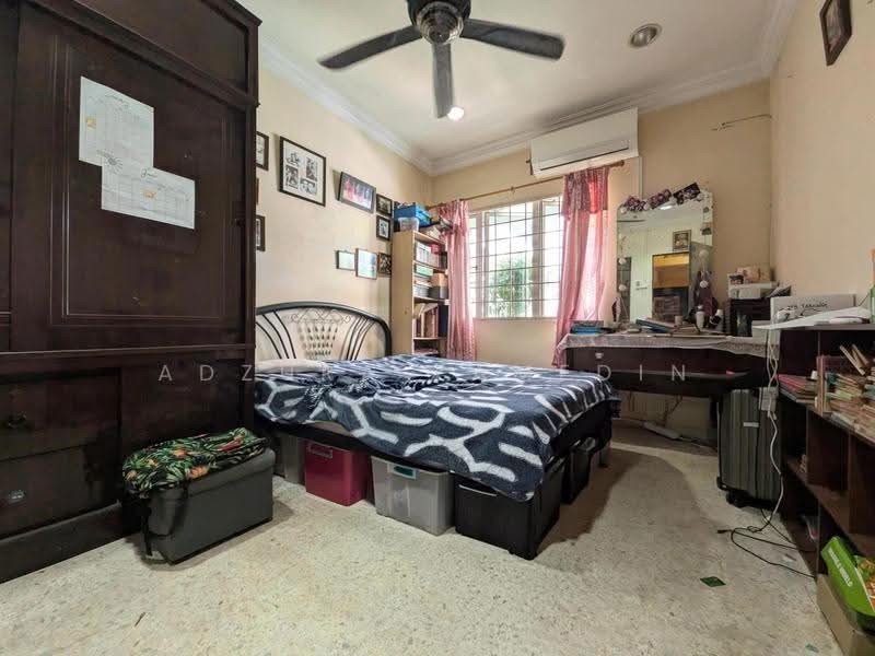 1-storey Terraced House for Sale in Bangsar Baru (Bangsar) - Adzura Zamedin - Bedroom - PropertyGuru.com.my