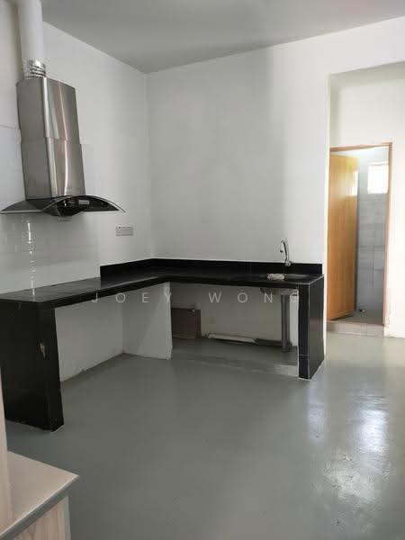 1-storey Terraced House for Rent in Kelana Jaya (Petaling Jaya) - Joey Wong - Kitchen - PropertyGuru.com.my