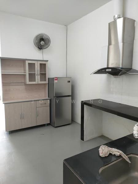 1-storey Terraced House for Rent in Kelana Jaya (Petaling Jaya) - Joey Wong - Kitchen - PropertyGuru.com.my