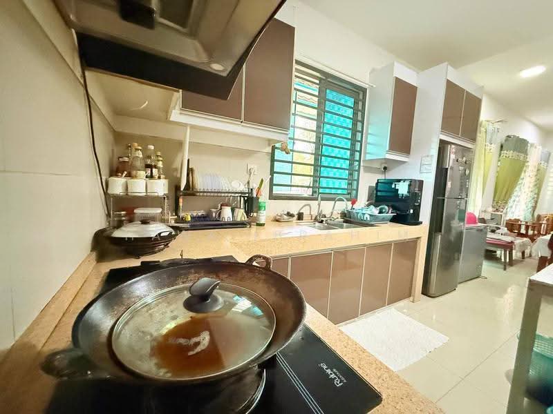 Rumah Teres 2-Tingkat untuk Dijual di Kota Seriemas (Nilai) - Hawa Ibrahim - Kitchen - PropertyGuru.com.my