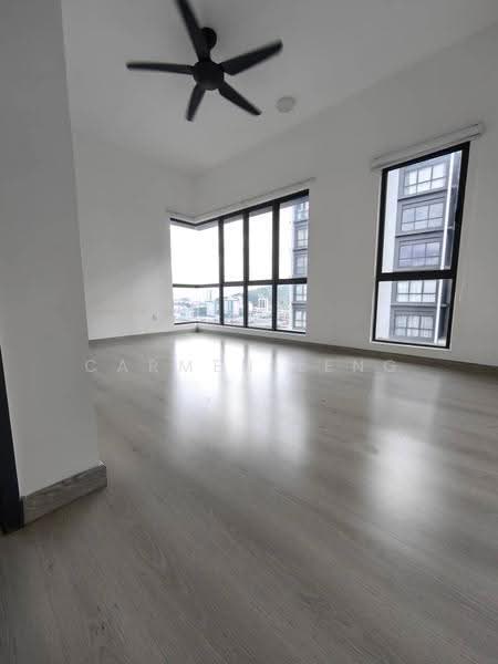 Kondominium untuk Disewa di The Holmes 2 - Carmen Leng - Living Room - PropertyGuru.com.my
