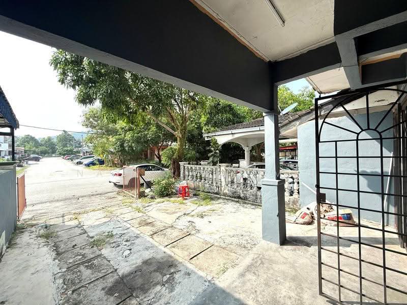 Rumah Teres 2-Tingkat untuk Dijual di Puncak Alam (Selangor) - Nazrin Hakimin - Exterior - PropertyGuru.com.my