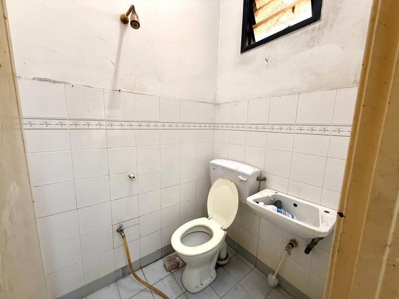 Rumah Teres 2-Tingkat untuk Dijual di Puncak Alam (Selangor) - Nazrin Hakimin - Bathroom - PropertyGuru.com.my