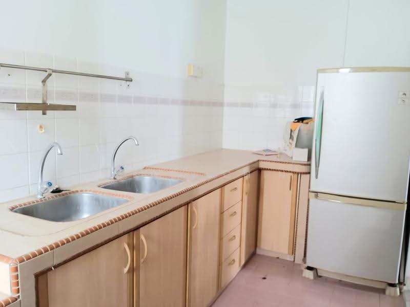 Pangsapuri untuk Dijual di Akasia Apartment - Wendy Chin - Kitchen - PropertyGuru.com.my
