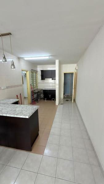 Flat for Sale at Flora Damansara Flat - Bryan Yeoh - Kitchen - PropertyGuru.com.my