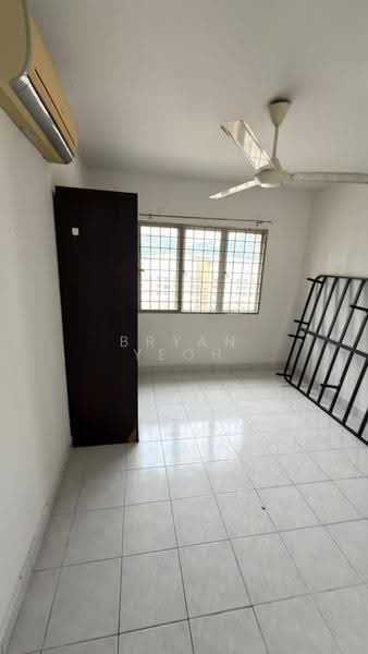 Flat for Sale at Flora Damansara Flat - Bryan Yeoh - Bedroom - PropertyGuru.com.my