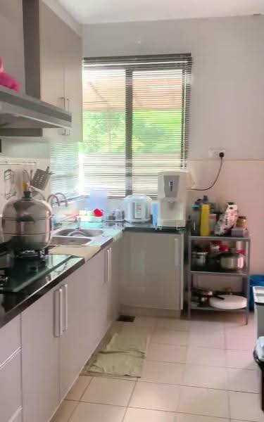 Rumah Berkembar untuk Dijual di Taman Hijauan Residen (Hulu Langat) - Chun Wei - Kitchen - PropertyGuru.com.my