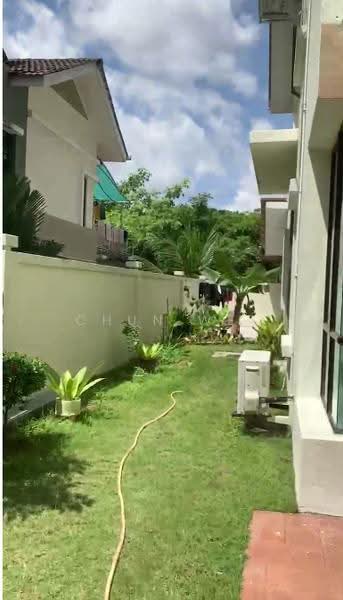 Rumah Berkembar untuk Dijual di Taman Hijauan Residen (Hulu Langat) - Chun Wei - Exterior - PropertyGuru.com.my