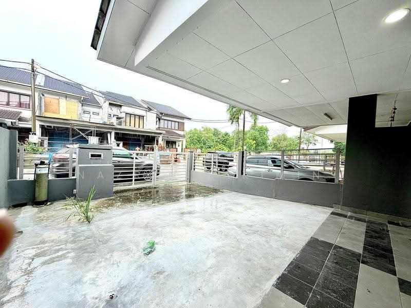 Rumah Teres untuk Dijual di Bandar Puteri Klang (Klang) - Nazrin Hakimin - Exterior - PropertyGuru.com.my