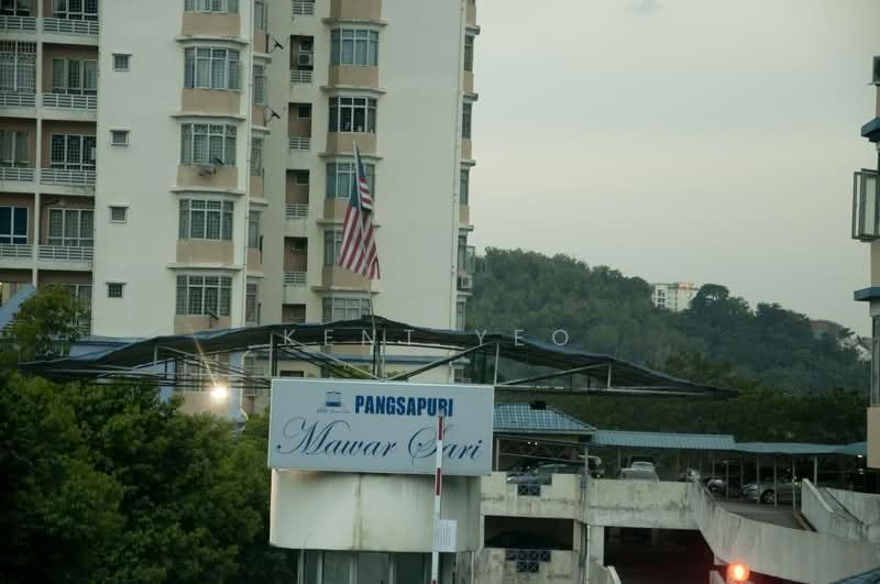 Pangsapuri untuk Dijual di Pangsapuri Mawar Sari - Kent Yeo - Exterior - PropertyGuru.com.my