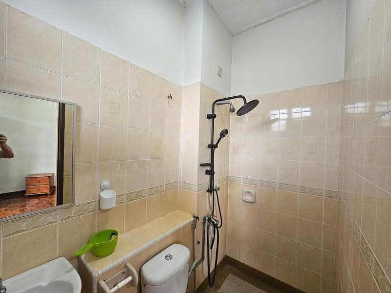 Rumah Teres 2-Tingkat untuk Disewa di Putra Heights (Subang Jaya) - Jason Ooi - Bathroom - PropertyGuru.com.my