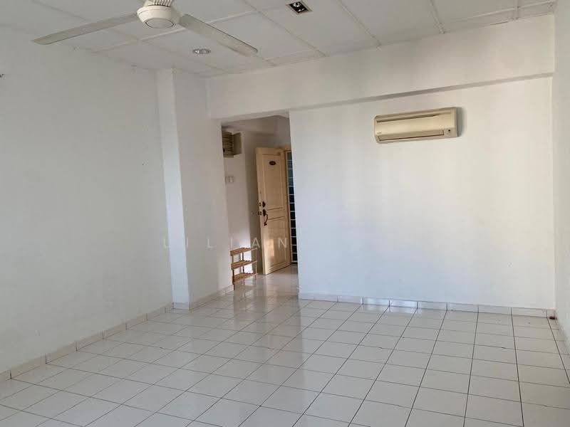 Pangsapuri untuk Disewa di Tasik Heights Apartment - Lilian Tan - Living Room - PropertyGuru.com.my