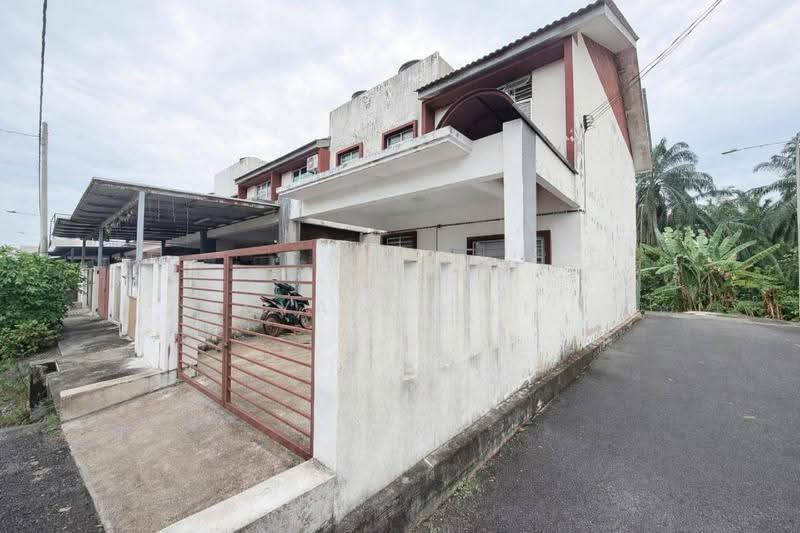 Rumah Teres 2-Tingkat untuk Disewa di Sepang (Selangor) - Sya Rusli - Exterior - PropertyGuru.com.my