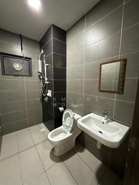 Kondominium untuk Disewa di The Henge - Hermione Ngan - Bathroom - PropertyGuru.com.my