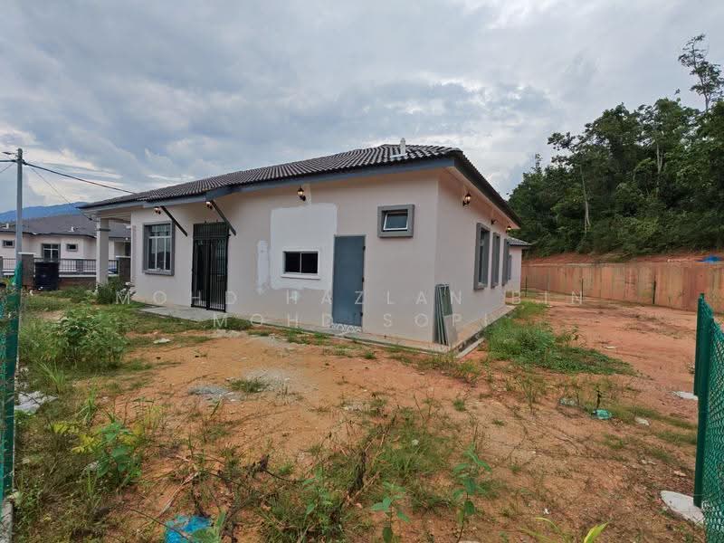 Rumah Banglo untuk Disewa di Sik (Kedah) - Mohd Hazlan bin Mohd Sopi - Exterior - PropertyGuru.com.my