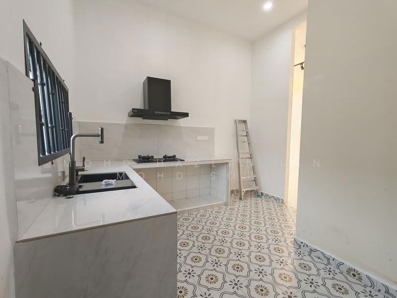 Rumah Banglo untuk Disewa di Sik (Kedah) - Mohd Hazlan bin Mohd Sopi - Kitchen - PropertyGuru.com.my